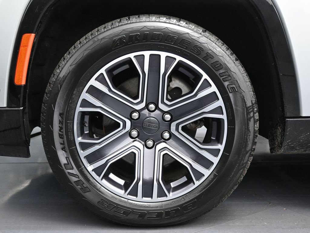 Used 2024 Jeep Wagoneer Series II w/ Flexible Seating Group image 13