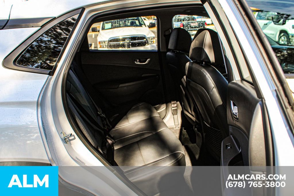 Used 2023 Hyundai Kona Limited image 19