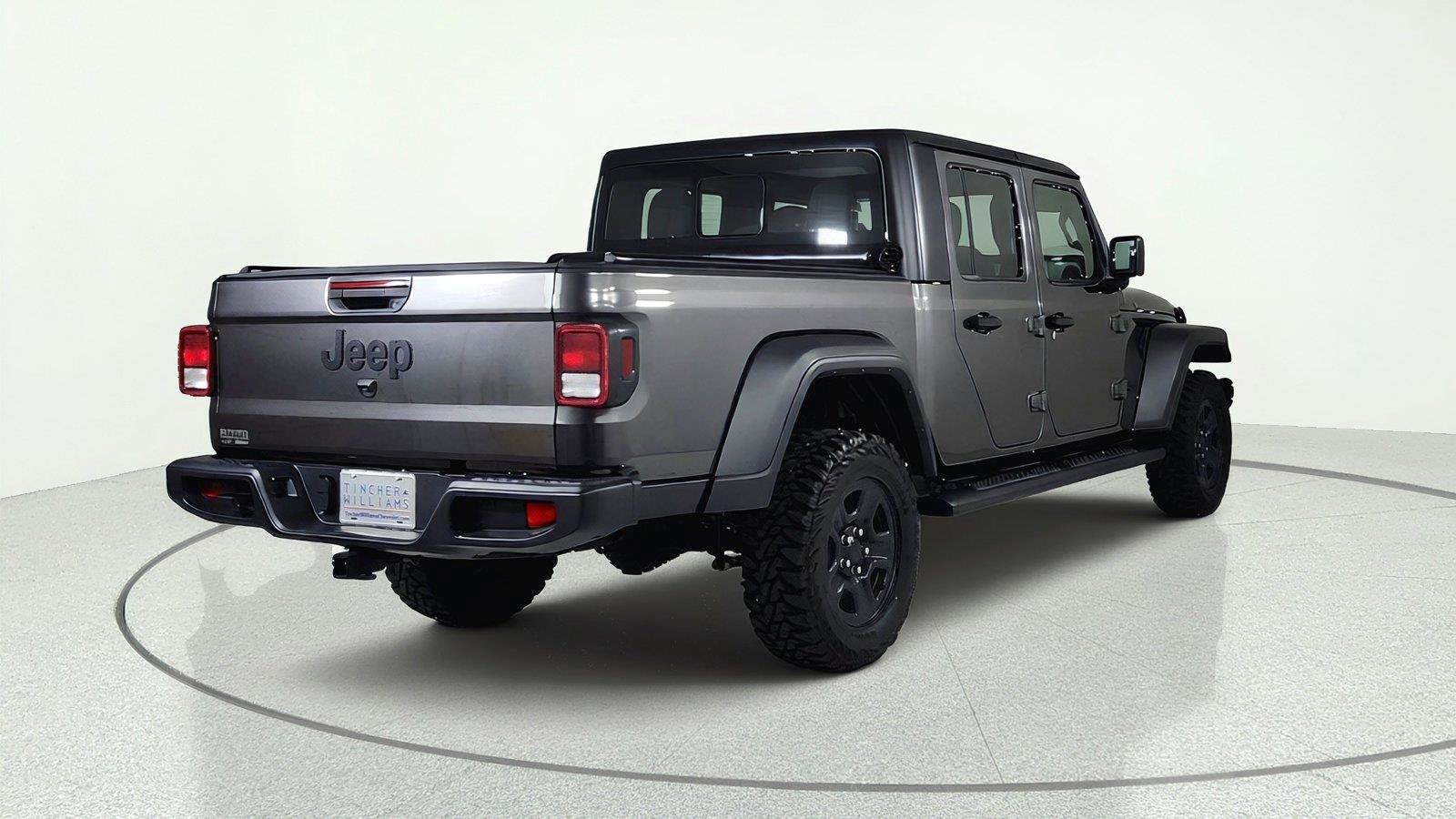Used 2025 Jeep Gladiator Sport AWD/4WD image 6