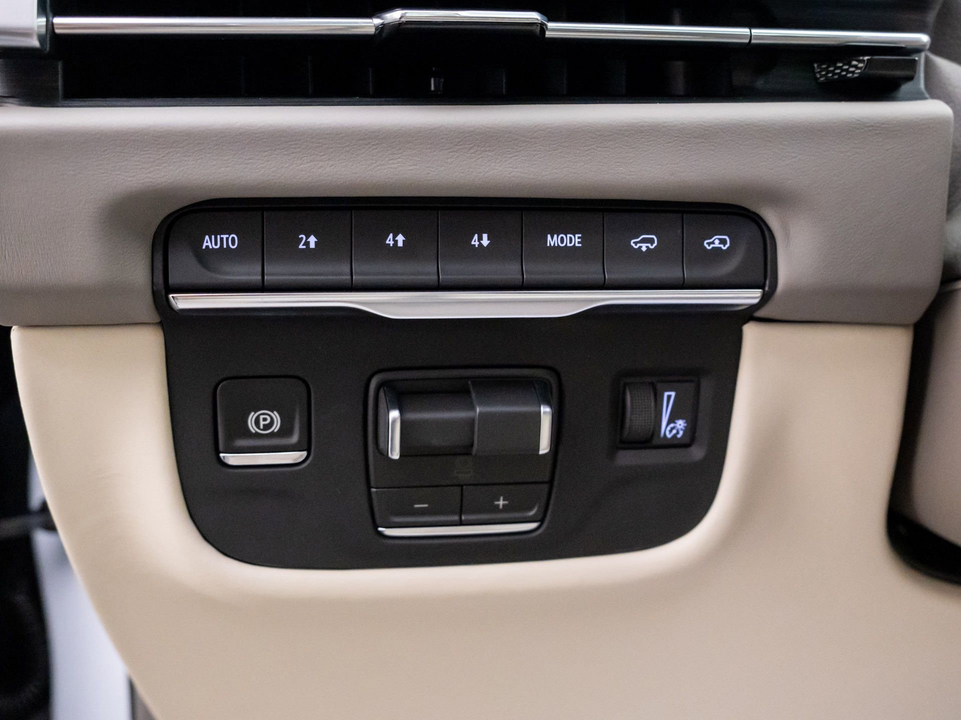 New 2026 Cadillac Escalade Platinum Sport w/ LPO, ONYX Package image 23