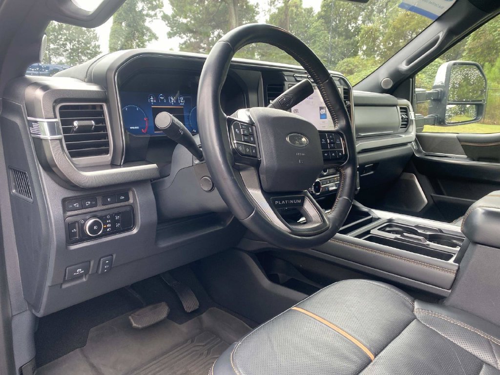 Certified 2024 Ford F350 Platinum AWD/4WD image 23