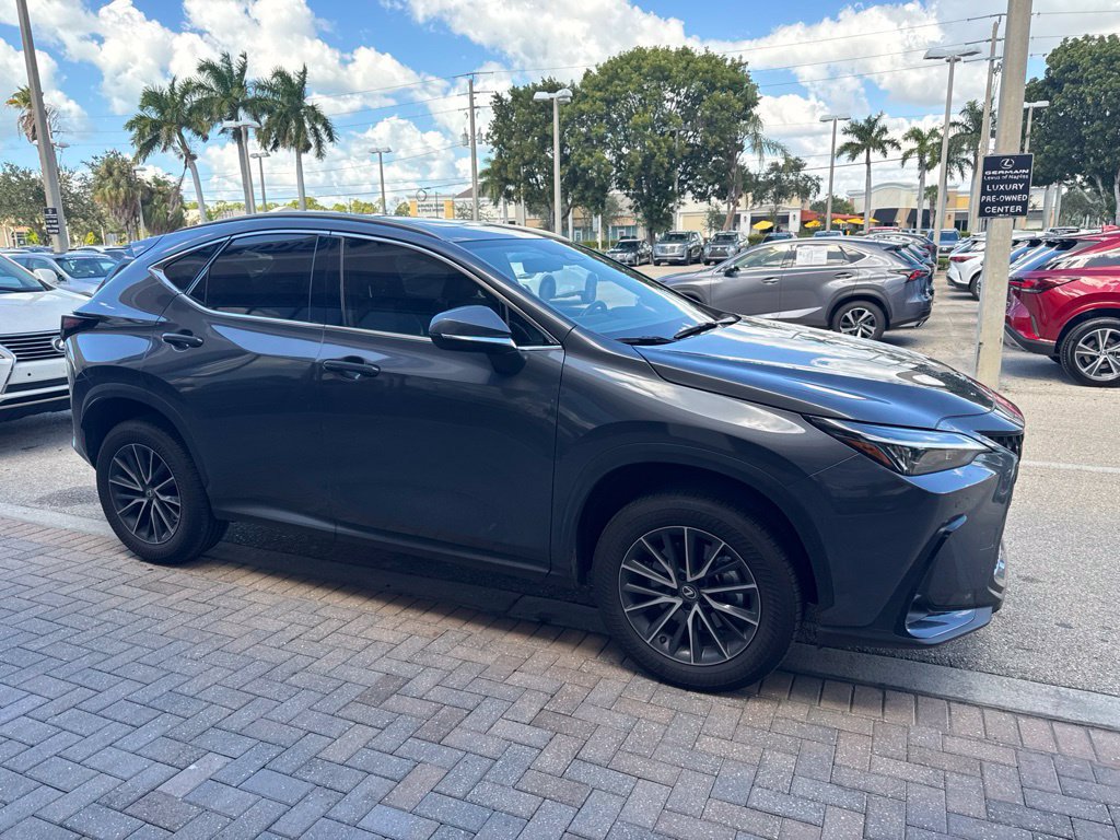 Used 2024 Lexus NX 350h AWD image 3