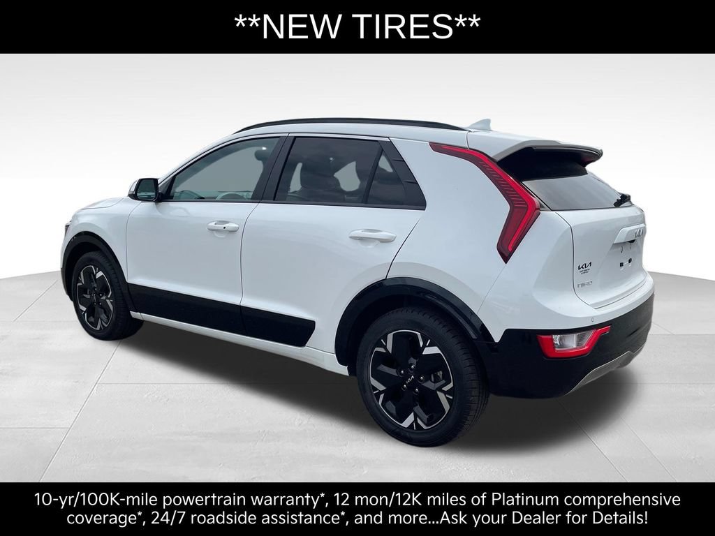 Certified 2023 Kia Niro Wind w/ Wind Preserve Package FWD image 4