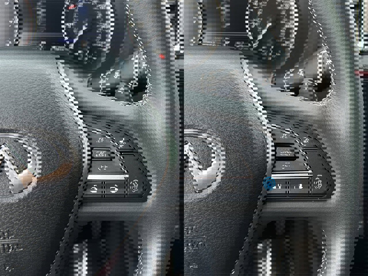 Used 2023 INFINITI QX50 Sport w/ Cargo Package image 12