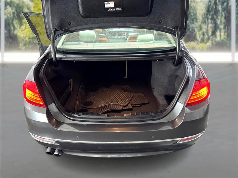 Used 2016 BMW 528i Sedan image 12