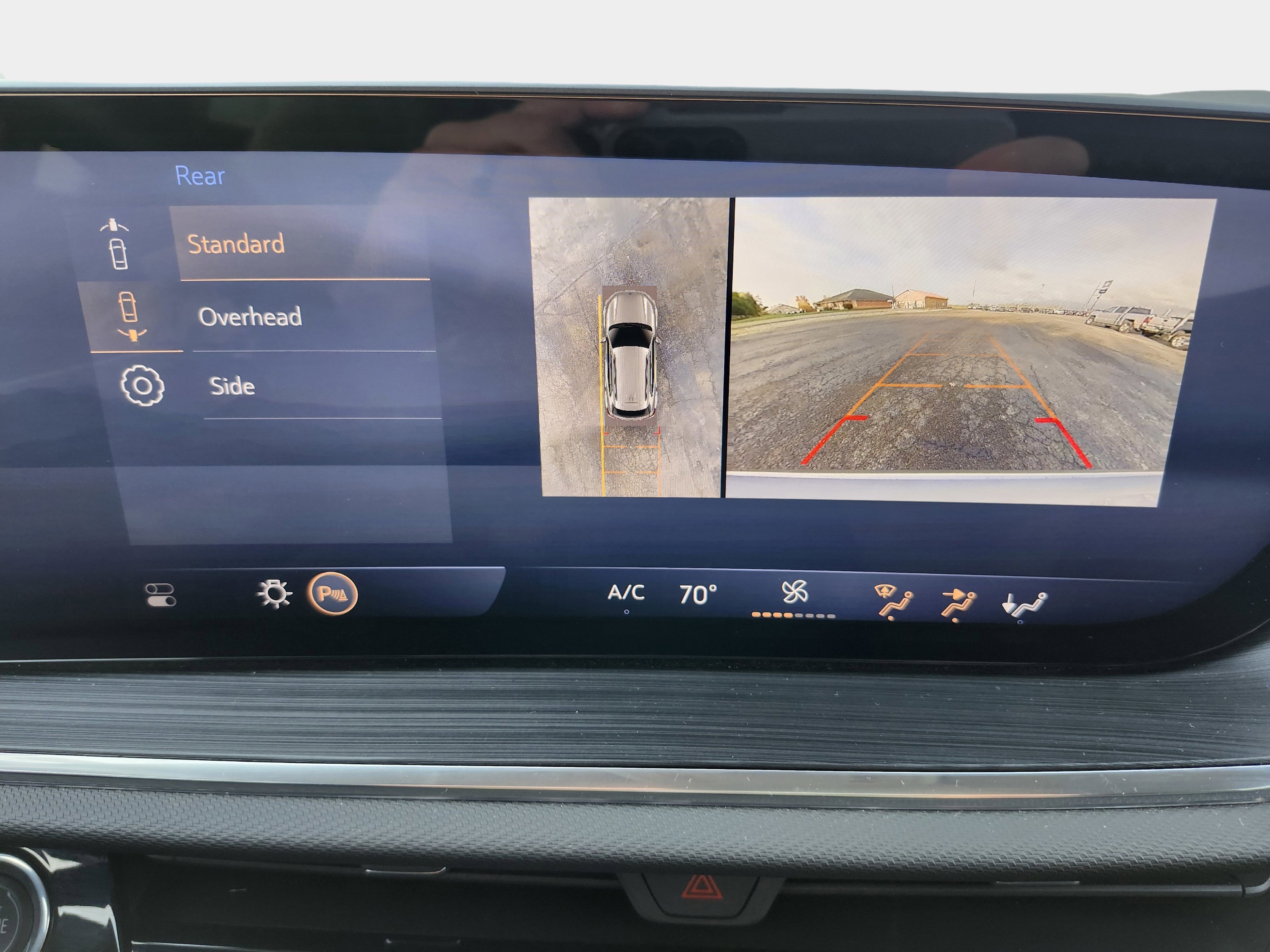 Used 2025 Buick Envision Preferred image 23