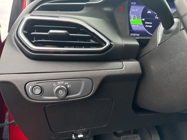 Used 2022 Chevrolet Bolt EUV LT w/ Comfort Package image 24