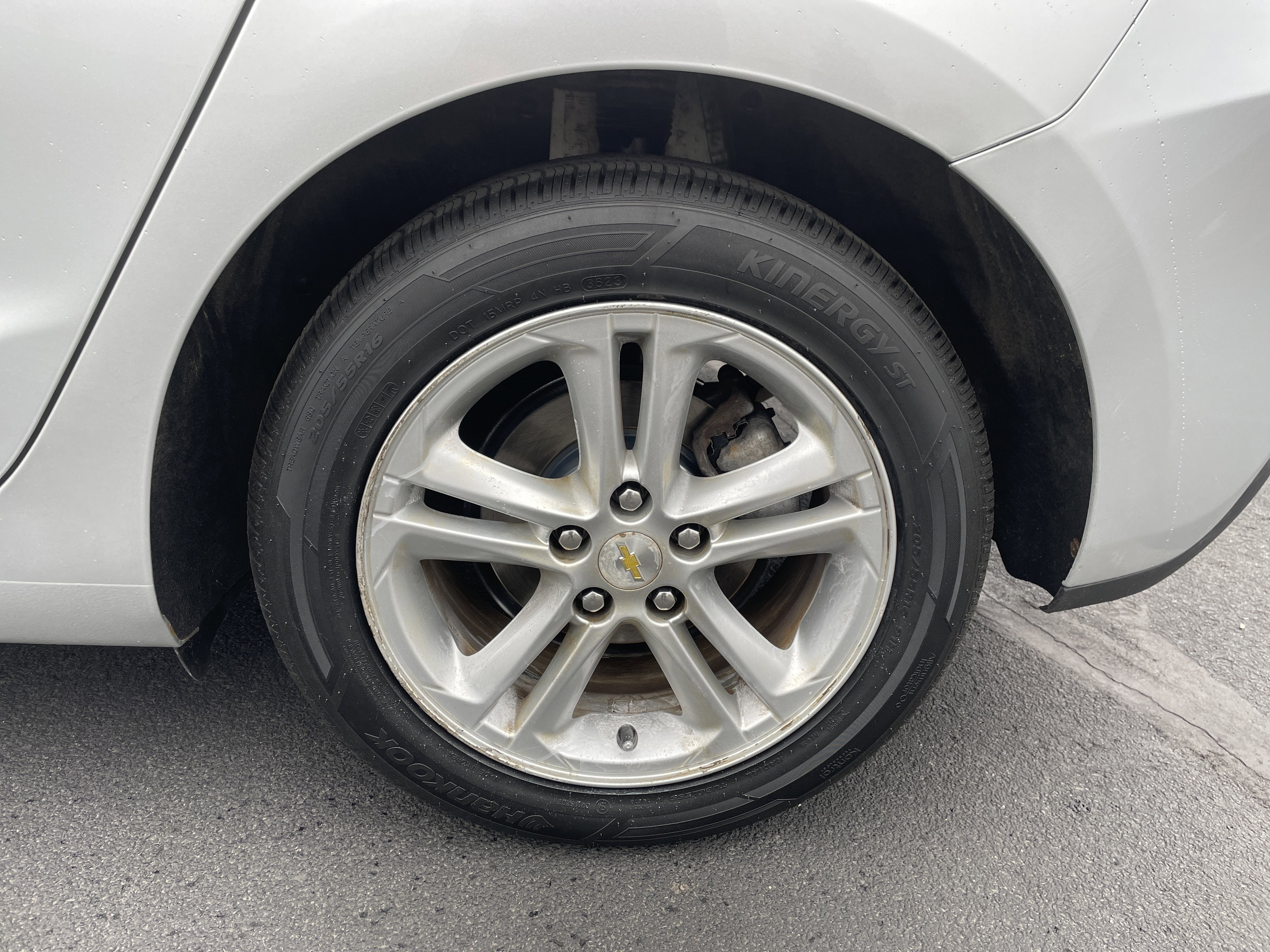 Used 2017 Chevrolet Cruze LT w/ Convenience Package image 25