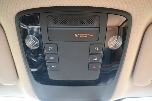 Used 2022 Kia Carnival EX FWD image 36
