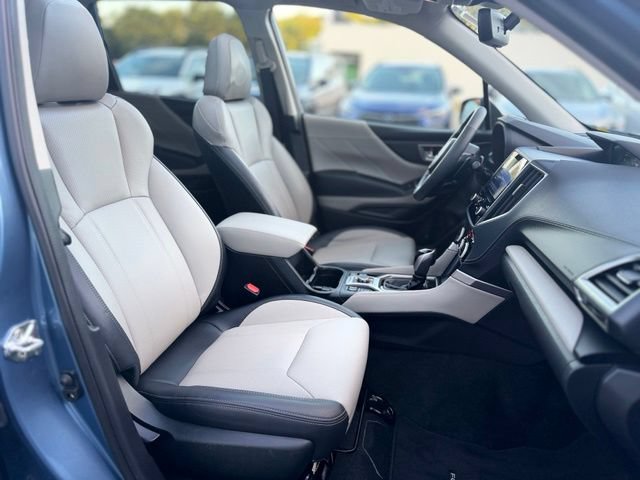 Used 2023 Subaru Forester Limited AWD/4WD image 25