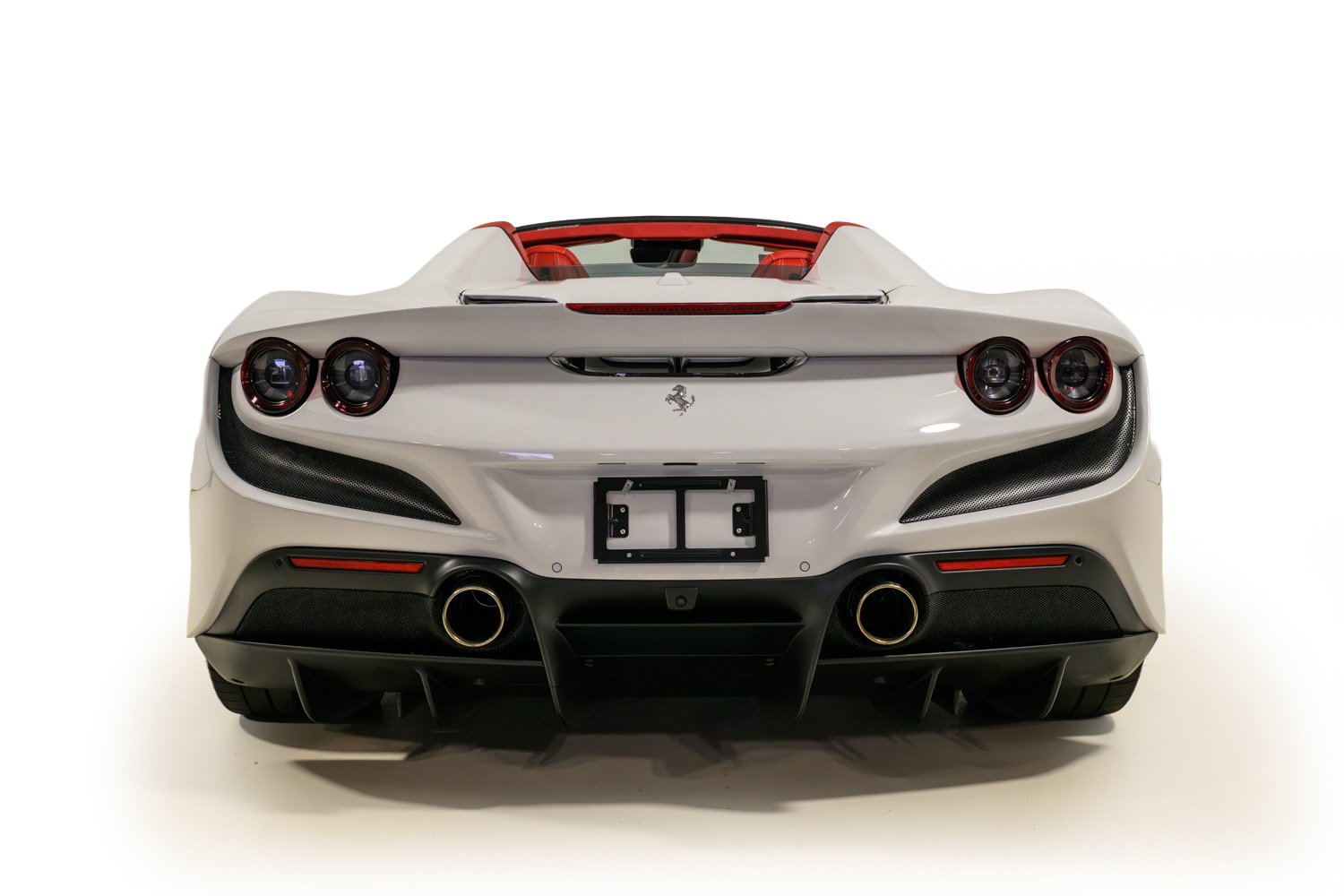 Certified 2023 Ferrari F8 Tributo RWD image 5