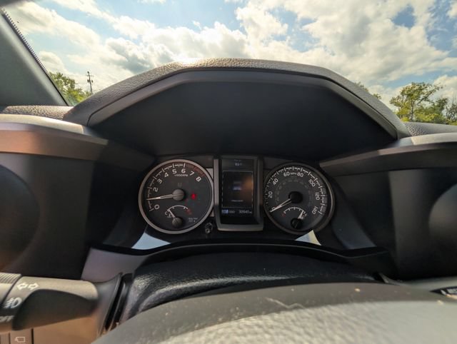 Used 2020 Toyota Tacoma TRD Pro AWD/4WD image 17