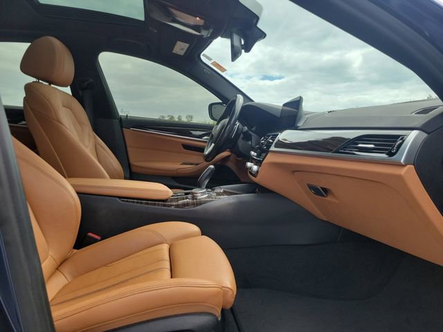 Used 2020 BMW 540i w/ Convenience Package RWD image 19