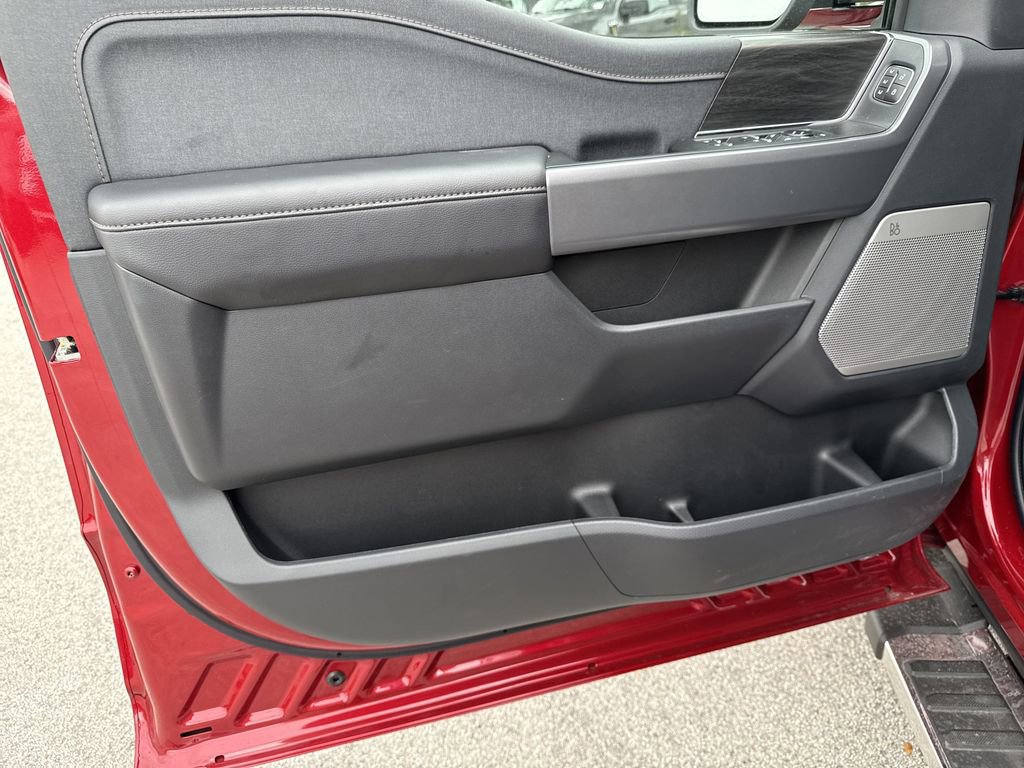 New 2025 Ford F150 Lariat w/ Equipment Group 501A Mid image 23