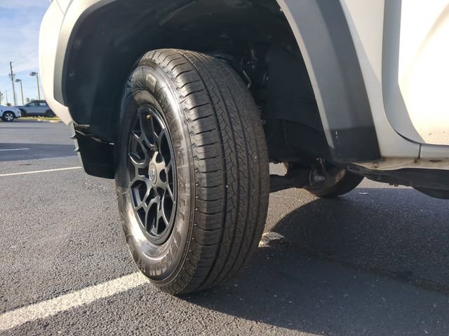 Used 2023 Toyota Tacoma SR5 w/ SX Package image 36