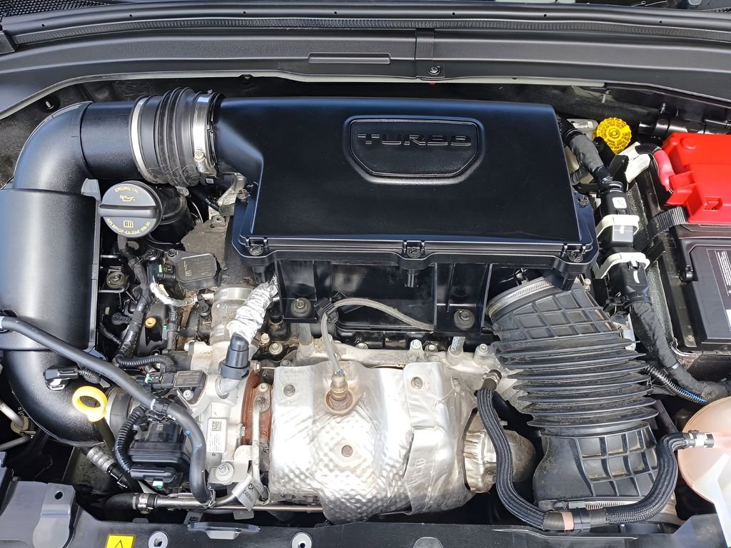 Used 2024 Dodge Hornet GT image 28