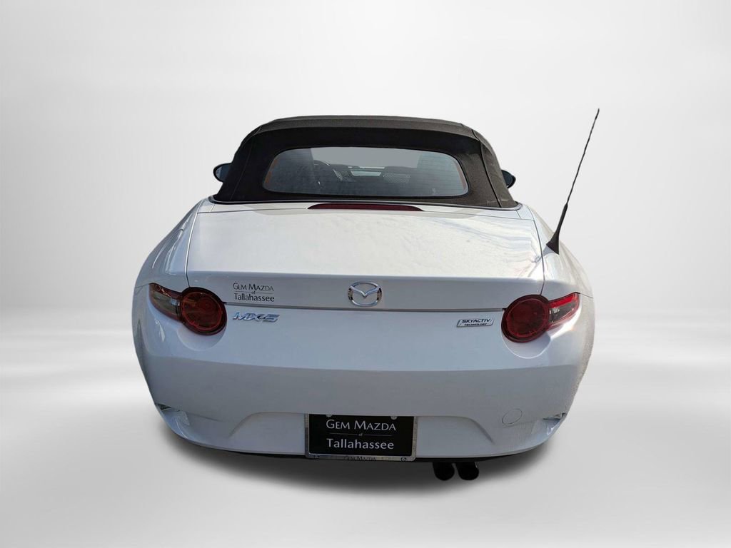 Used 2017 MAZDA MX-5 Miata Sport image 12