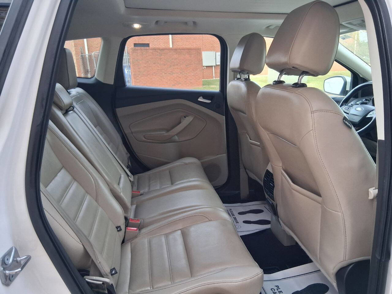 Used 2017 Ford Escape Titanium image 12