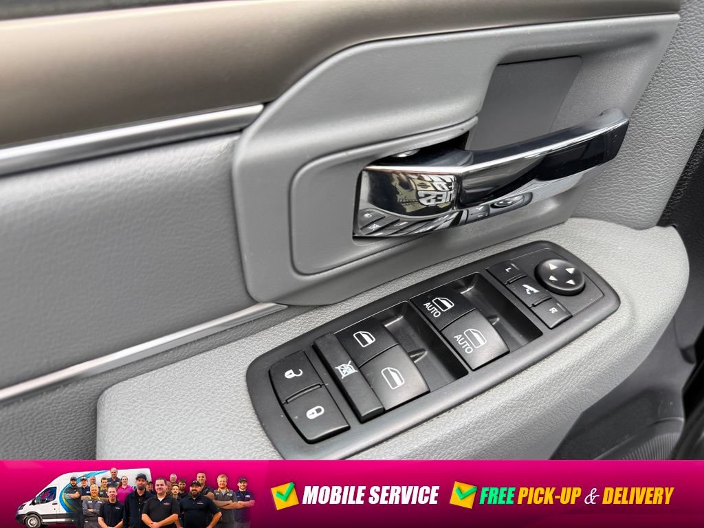 Used 2017 RAM 3500 Big Horn w/ Sport Appearance Group AWD/4WD image 21