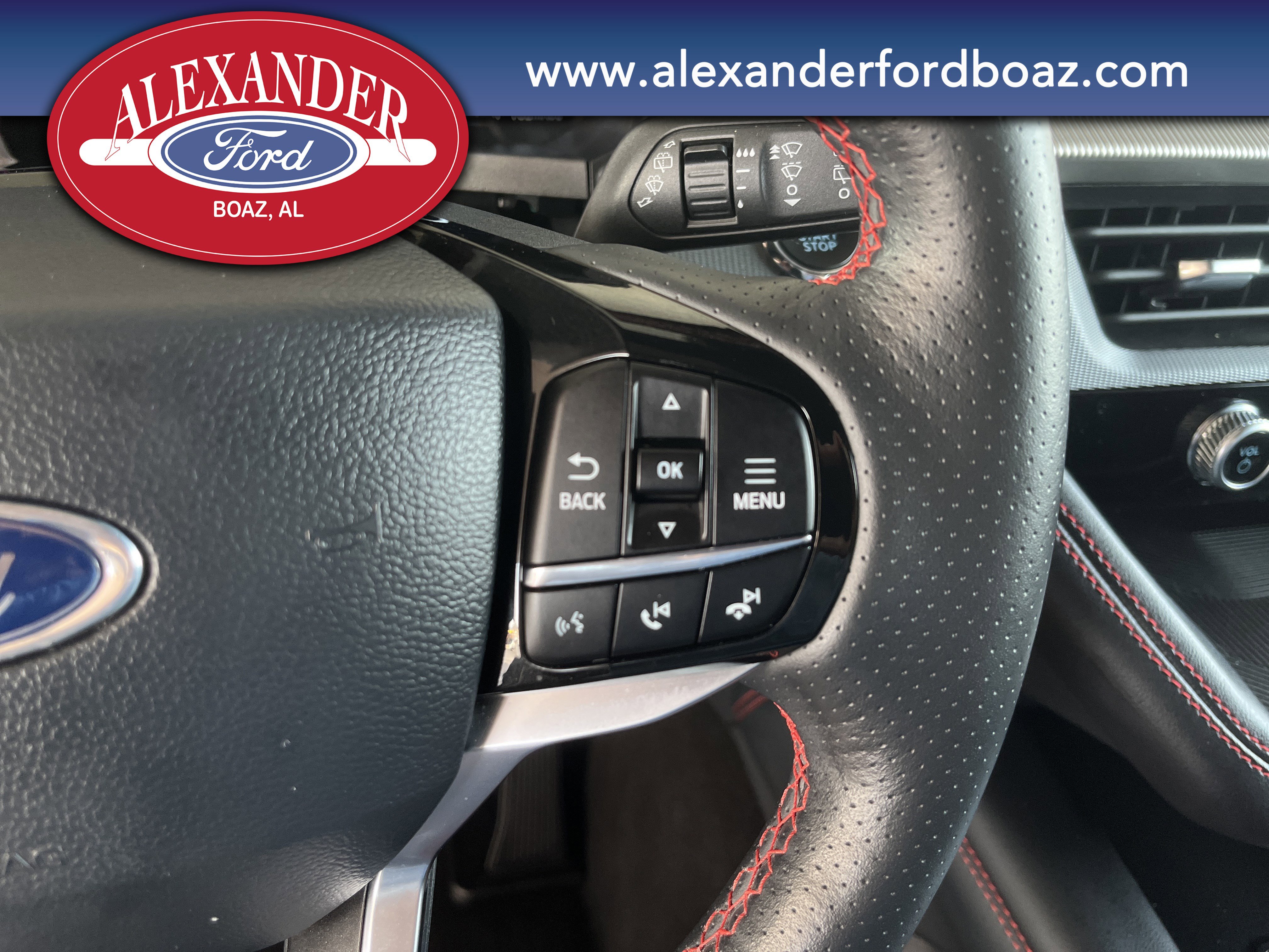 Used 2025 Ford Explorer ST-Line w/ ST-Line Street Pack image 28