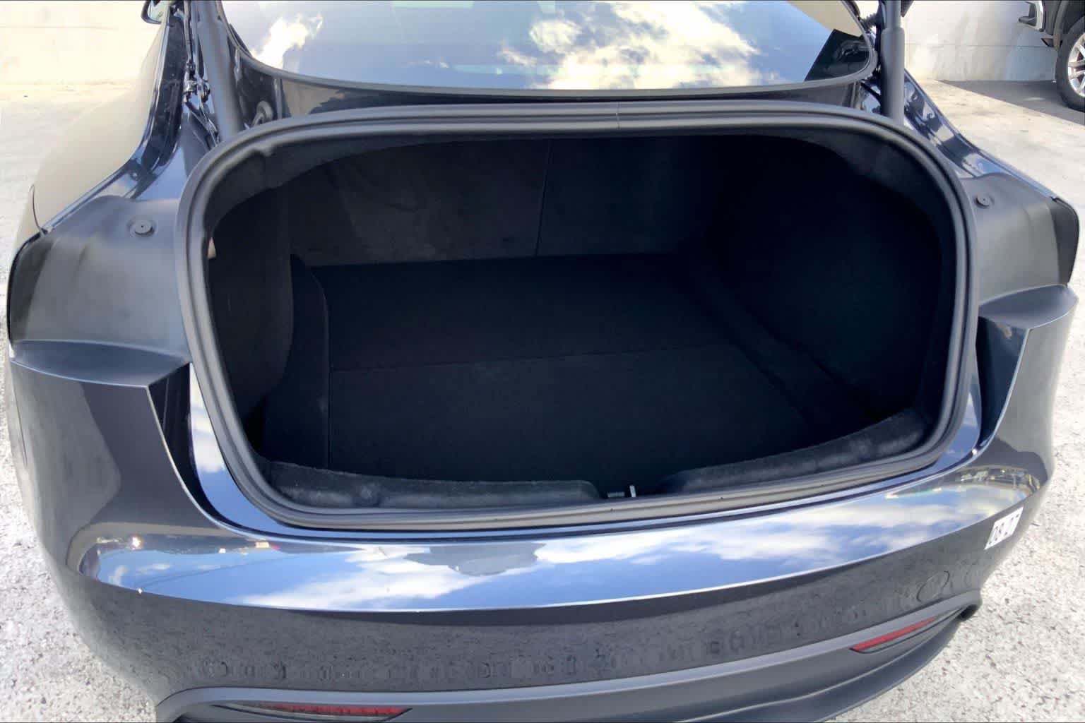 Used 2025 Tesla Model 3 Long Range RWD image 18