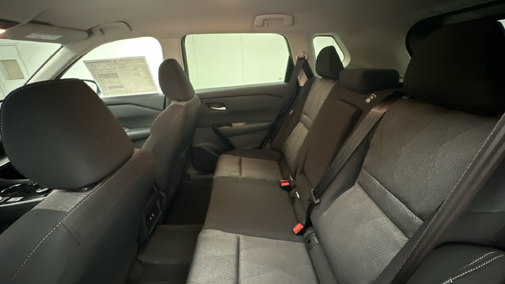 New 2026 Nissan Rogue SV AWD/4WD image 10