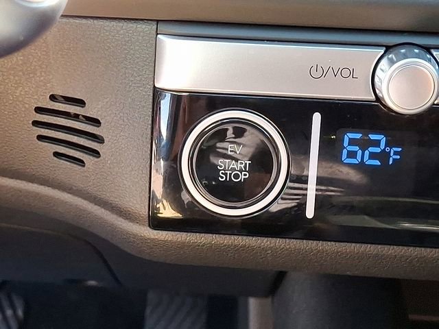 Used 2023 Hyundai Ioniq 6 SE image 27