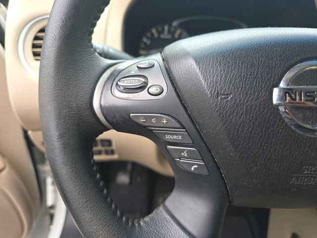 Used 2016 Nissan Pathfinder Platinum FWD image 15