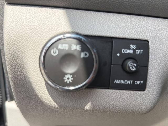 Used 2017 Buick Enclave Premium w/ Experience Buick Package FWD image 31