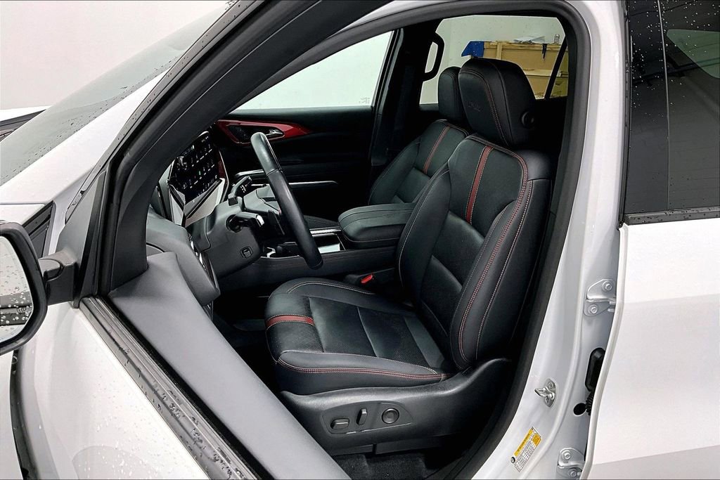 Used 2024 Chevrolet Traverse RS AWD/4WD image 31