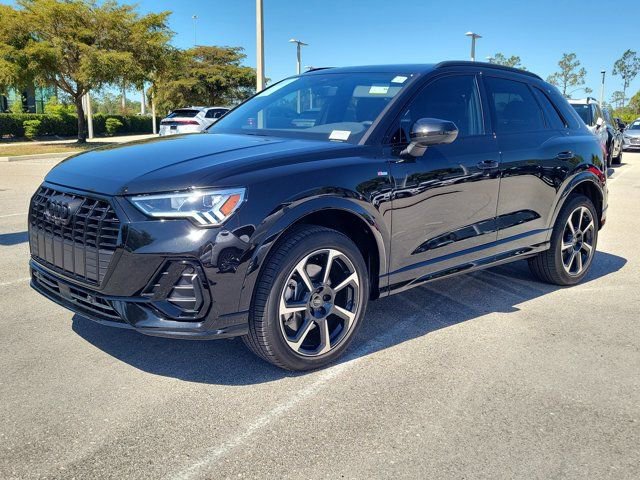 Certified 2025 Audi Q3 2.0T Premium Plus w/ Premium Plus Package image 4