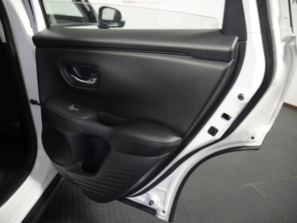 Used 2023 Honda HR-V LX image 7