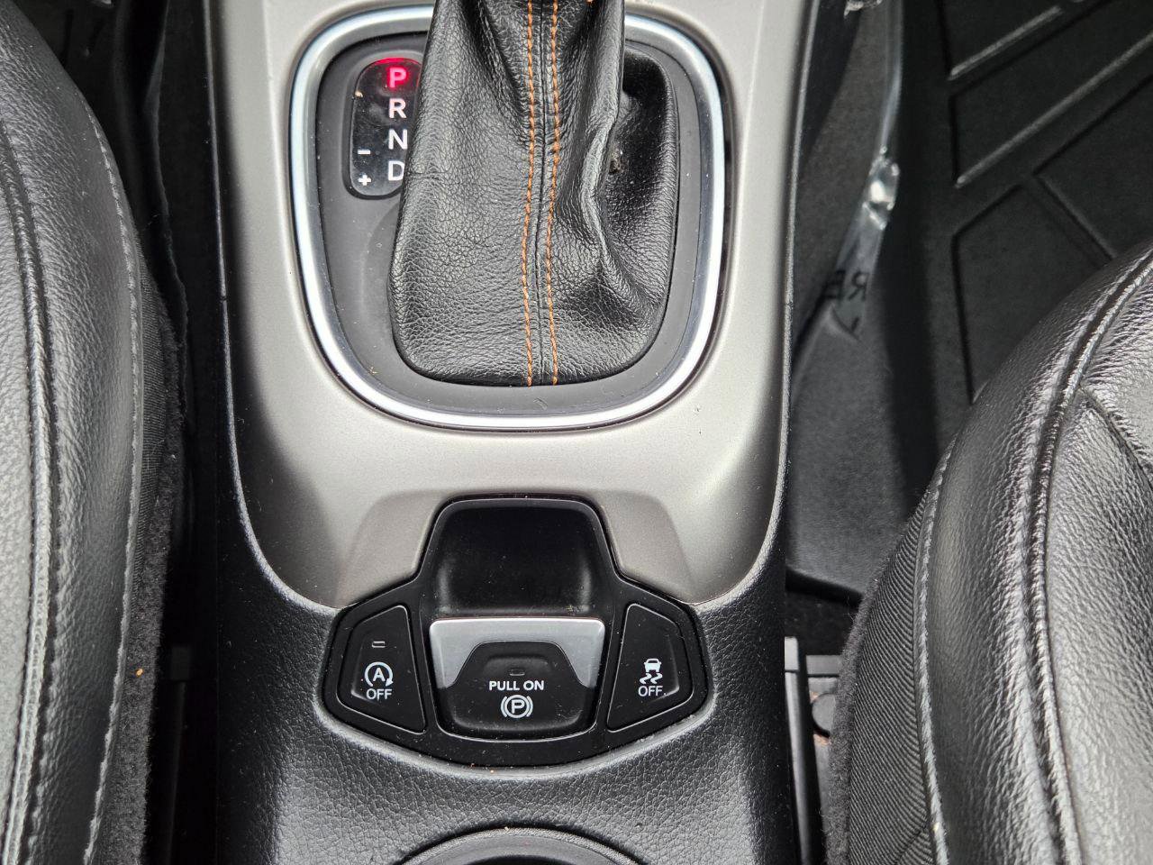 Used 2018 Jeep Compass Latitude w/ Popular Equipment Group AWD/4WD image 24