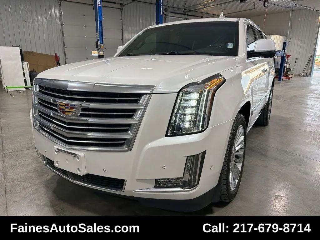 Used 2018 Cadillac Escalade Platinum image 3
