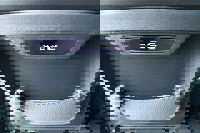 New 2026 Chrysler Pacifica Select image 32