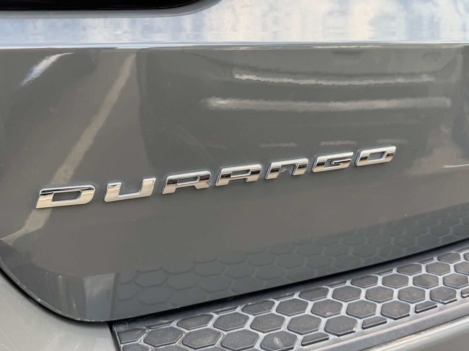 Used 2020 Dodge Durango SXT w/ 3rd Row Seating Group RWD image 16
