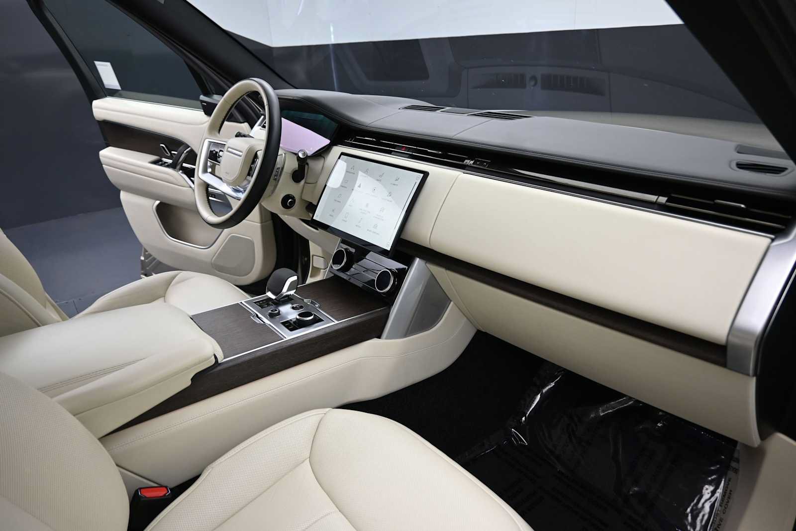 Used 2023 Land Rover Range Rover SE AWD/4WD image 23
