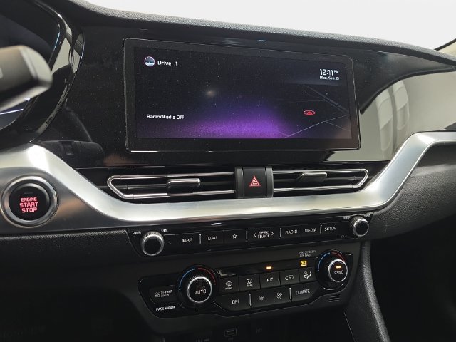 Used 2022 Kia Niro Touring Special Edition FWD image 19
