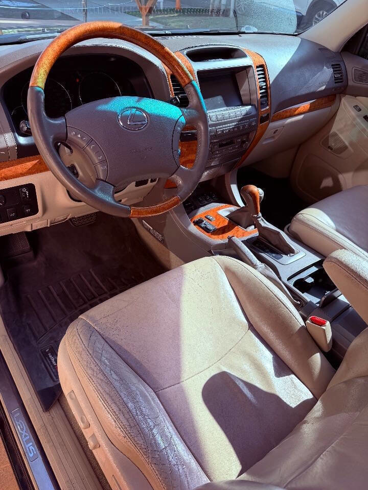 Used 2005 Lexus GX 470 image 12