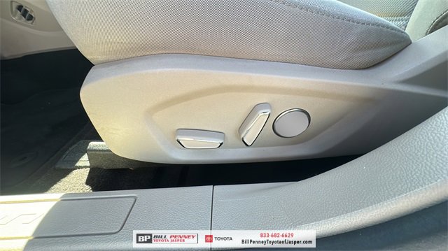 Used 2020 Ford Fusion SE image 15