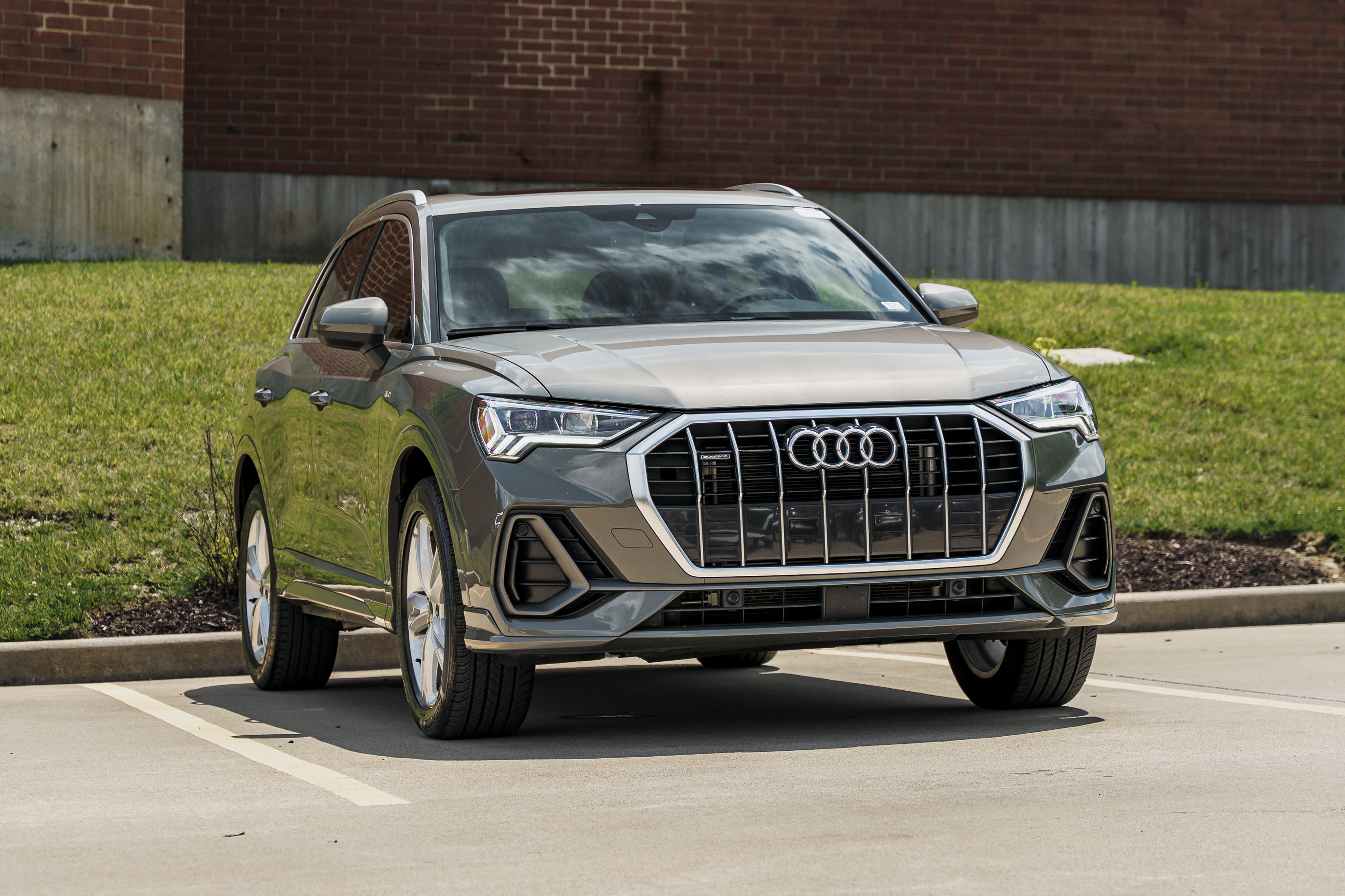 Used 2023 Audi Q3 2.0T Premium w/ Convenience Package