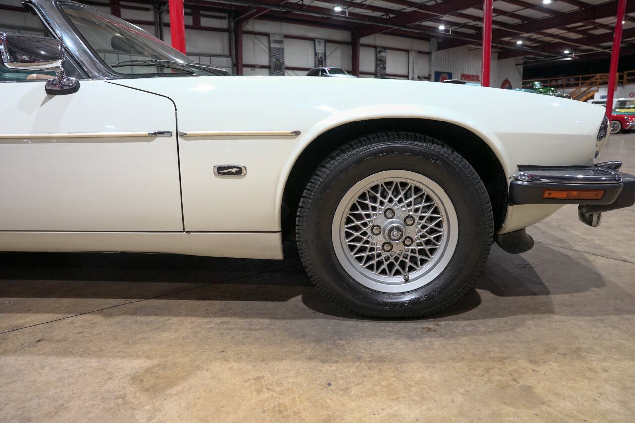Used 1992 Jaguar XJS V12 Convertible RWD image 11