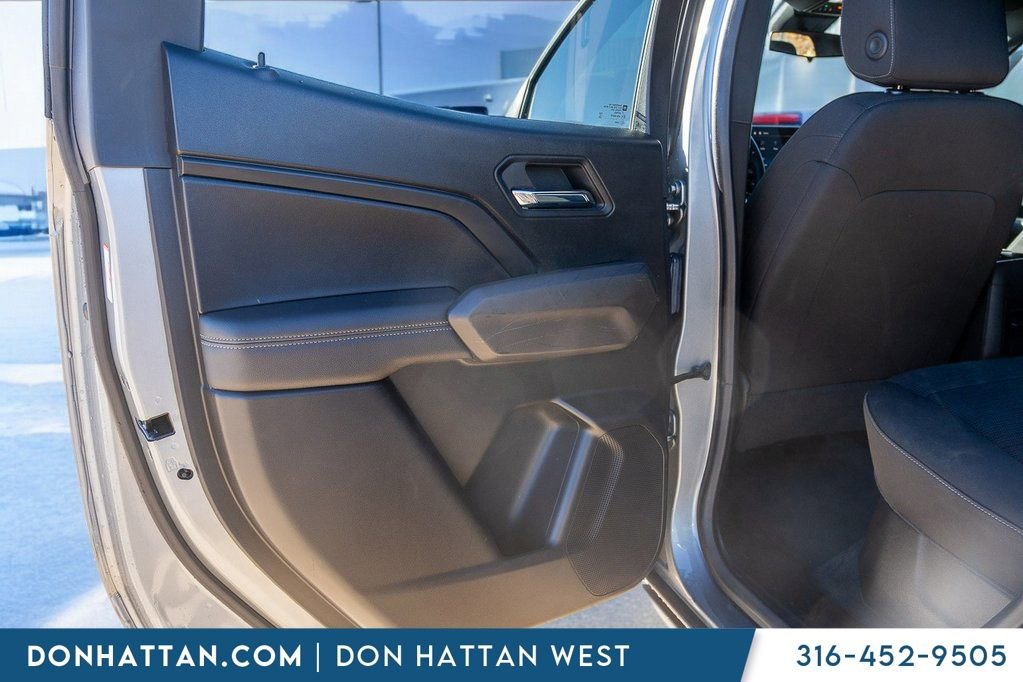 Used 2023 Chevrolet Colorado LT w/ LT Convenience Package image 14