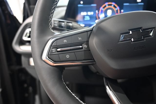 New 2026 Chevrolet Traverse LT w/ Midnight/Sport Edition FWD image 22