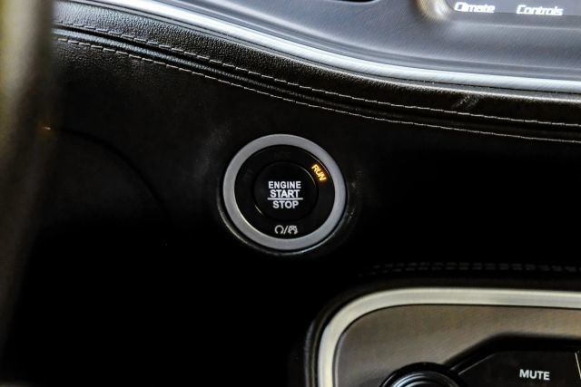 Used 2020 Dodge Challenger R/T Scat Pack RWD image 18