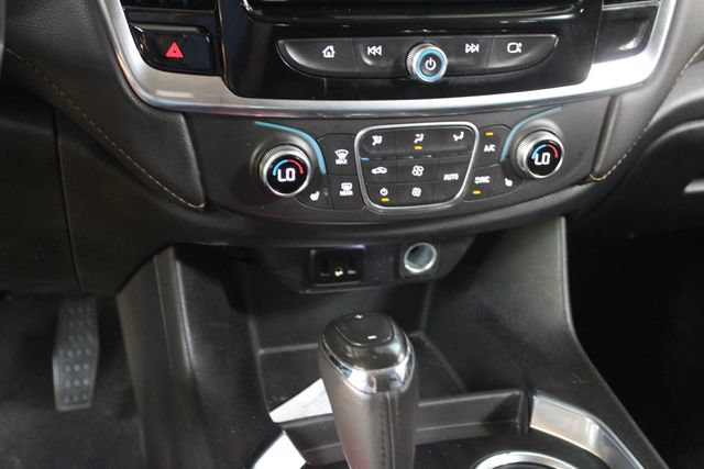 Used 2019 Chevrolet Traverse RS AWD/4WD image 19