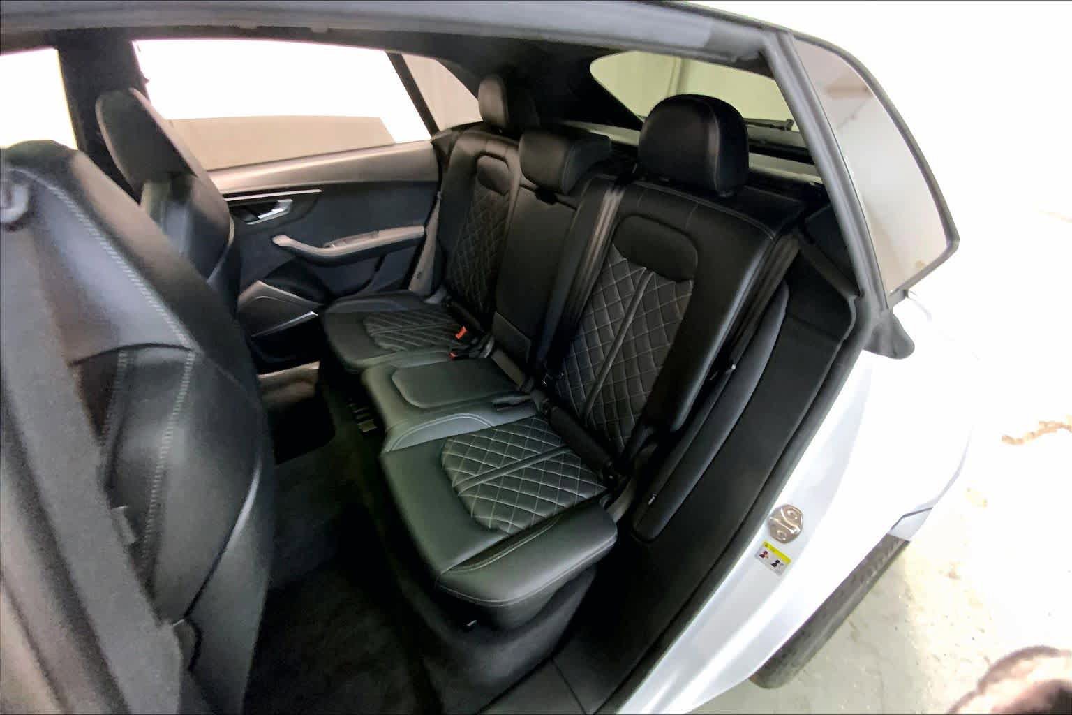 Used 2023 Audi SQ8 Prestige image 20
