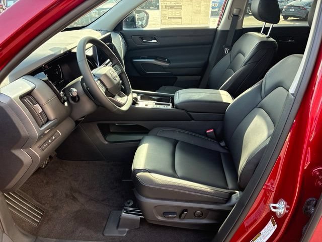 New 2026 Nissan Pathfinder SL FWD image 9
