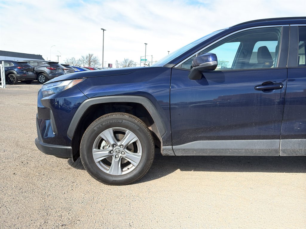 Used 2022 Toyota RAV4 XLE image 10
