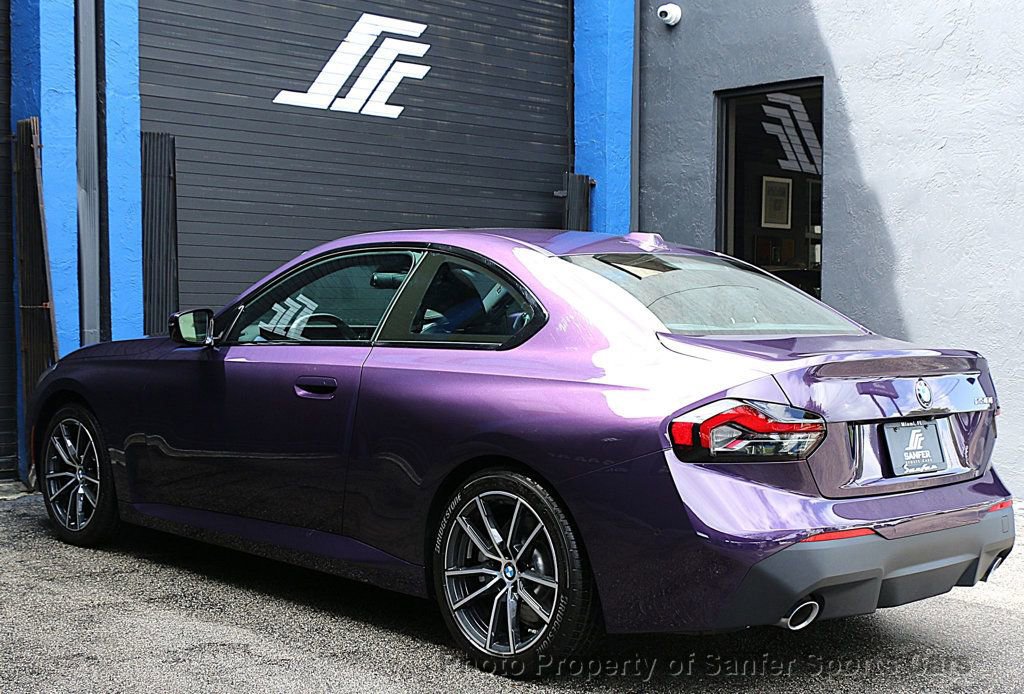 Used 2025 BMW 230i Coupe w/ Premium Package image 5